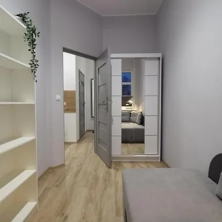 Apartament Hola Nawrot *