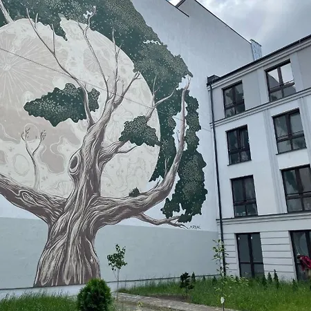 Hola Nawrot ウッチ